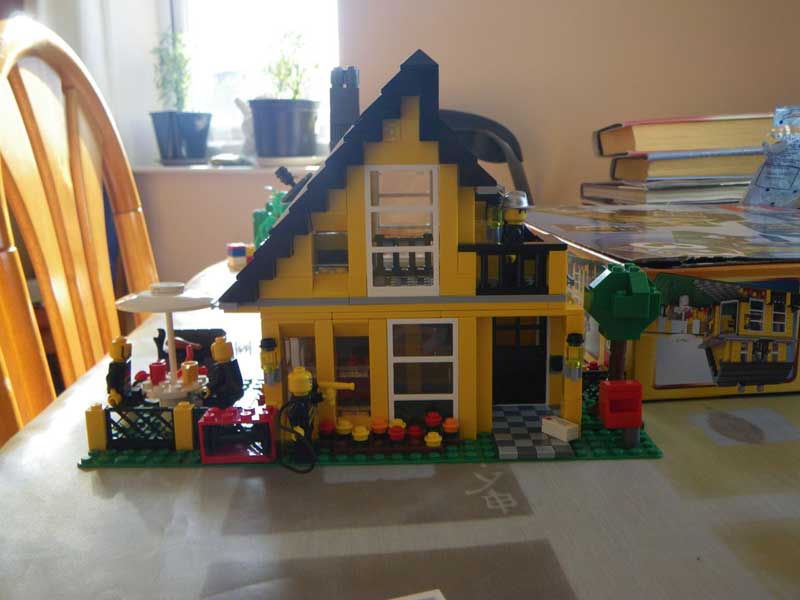 Lego House