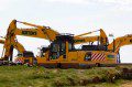 The diggers wait