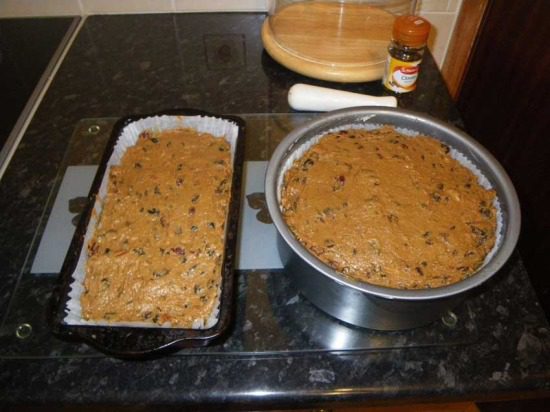 Xmas cakes ready for the oven