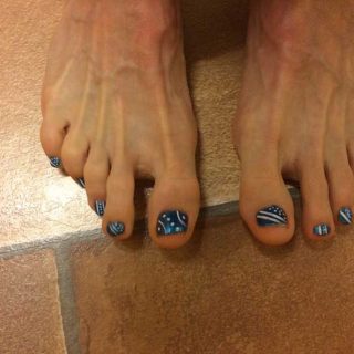 Toenails