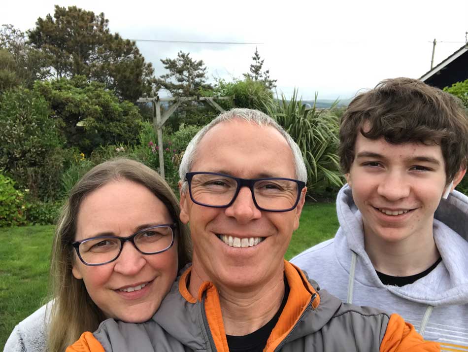 Family Selfies - A Simple Life of Luxury