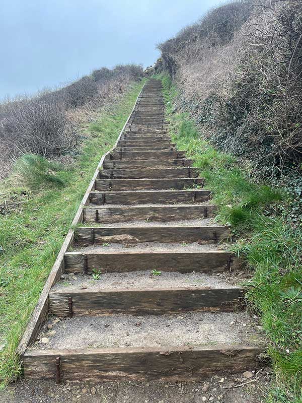 Wales Coast Path Run - Tenby to Manorbier - A Simple Life of Luxury