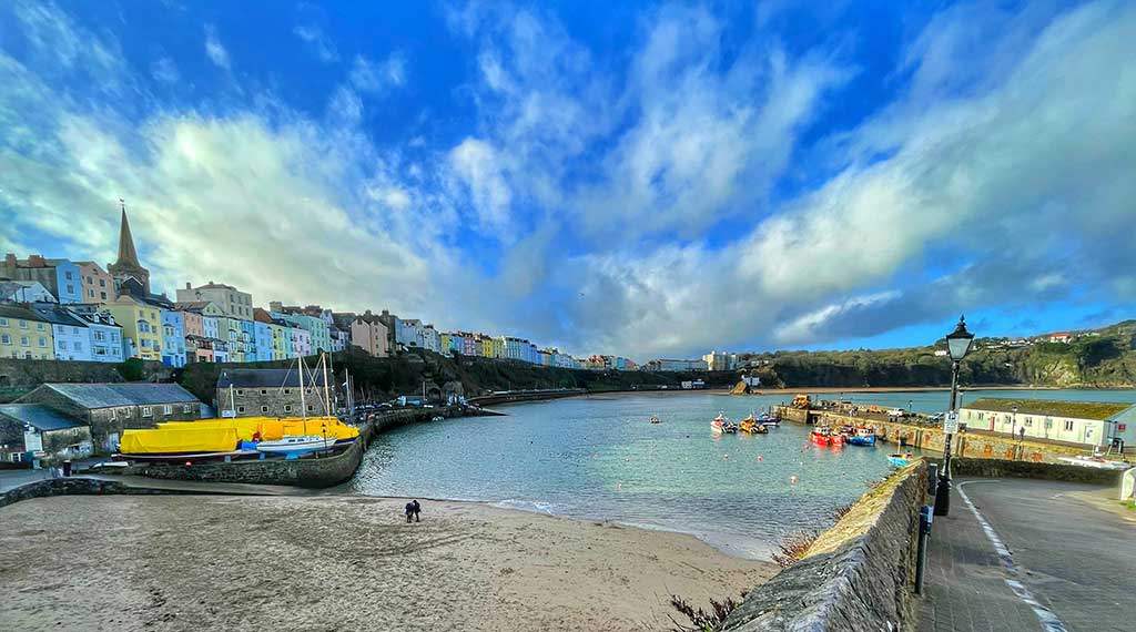 Wales Coast Path Run - Tenby to Manorbier - A Simple Life of Luxury