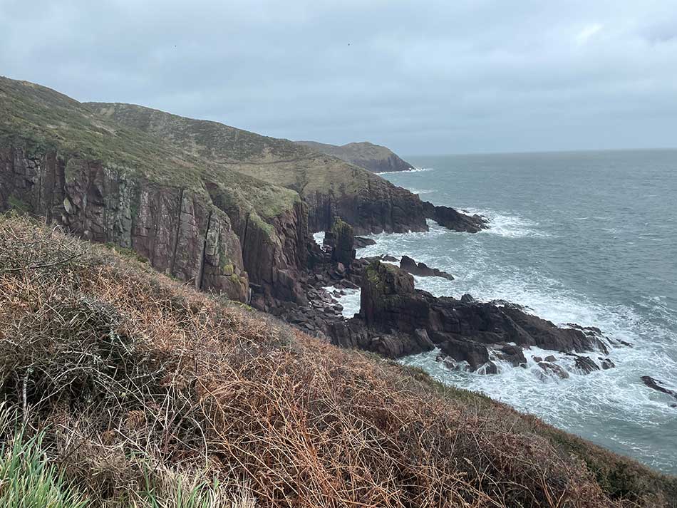 Wales Coast Path Run - Tenby to Manorbier - A Simple Life of Luxury