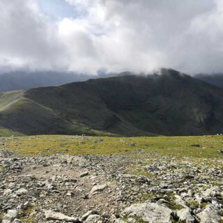 Across the roacky plateau